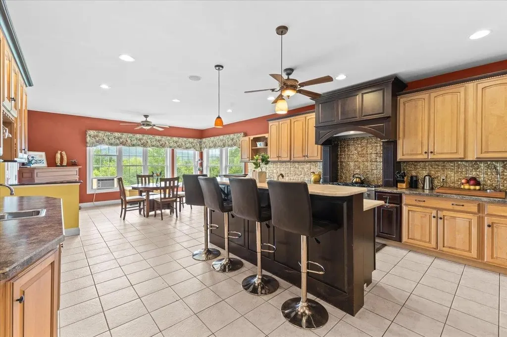 31 Indian Head Road Fairfax VT 05454