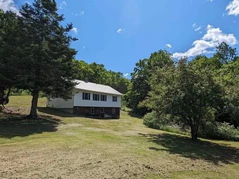 42 Powder Spring Road Topsham VT 05076