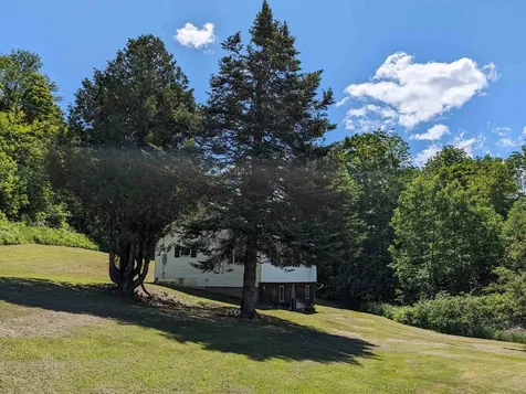 42 Powder Spring Road Topsham VT 05076