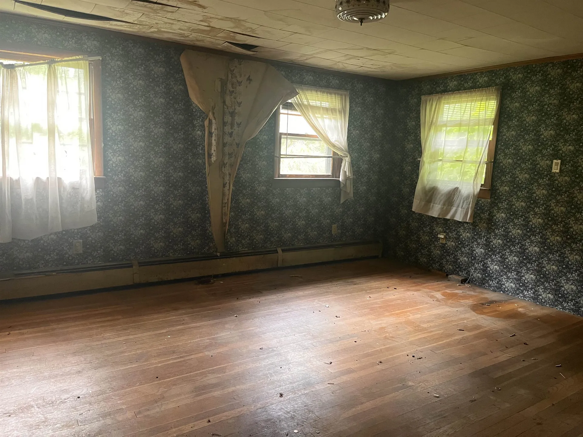 143 Warmac Road Swanzey NH 03446