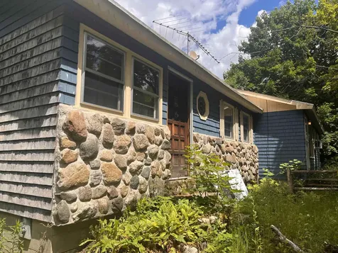 143 Warmac Road Swanzey NH 03446