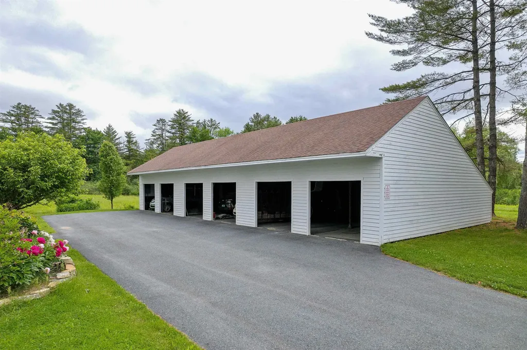 40 Norwich Meadows Norwich VT 05055