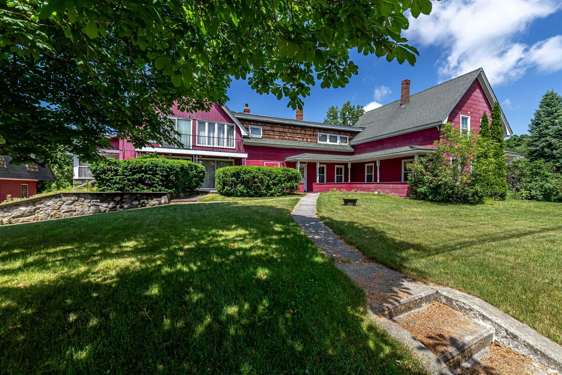 32 Mammoth Road Hooksett NH 03106