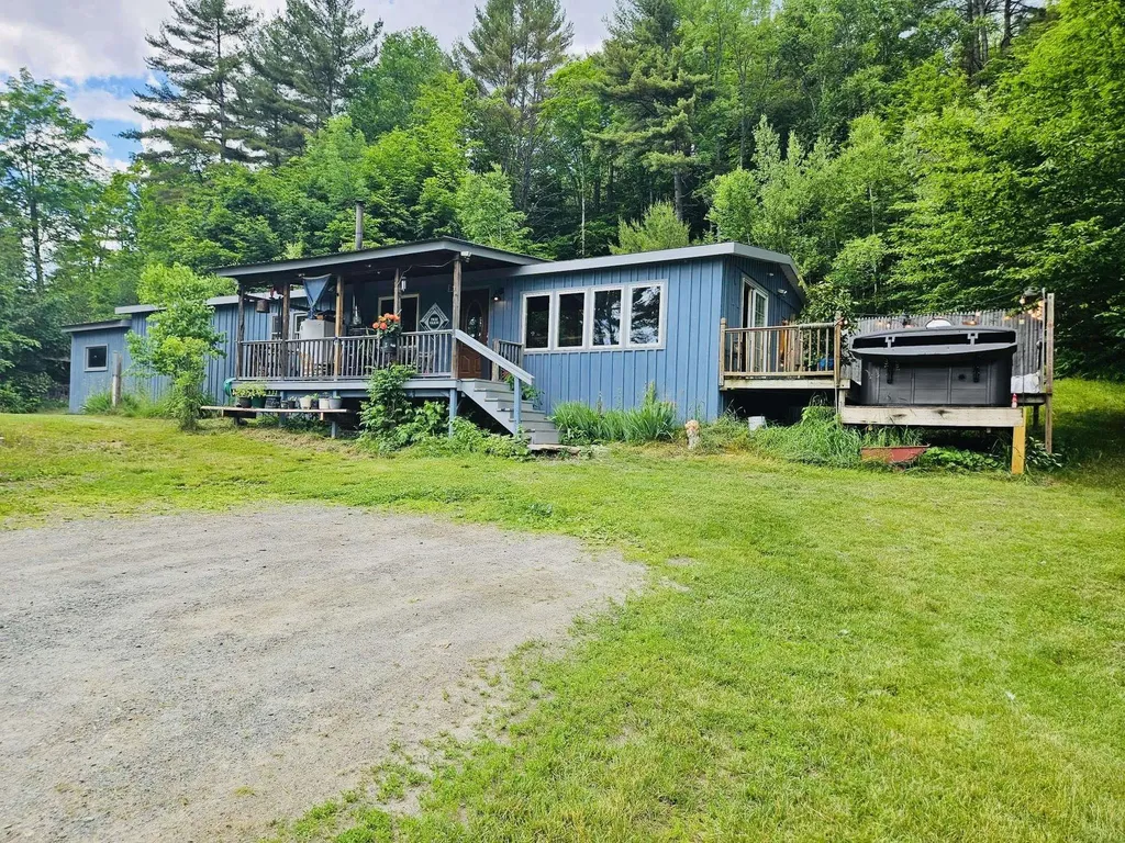 454 Beanville Road West Fairlee VT 05033