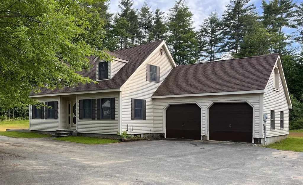 14 Carolyn Lane Swanzey NH 03446