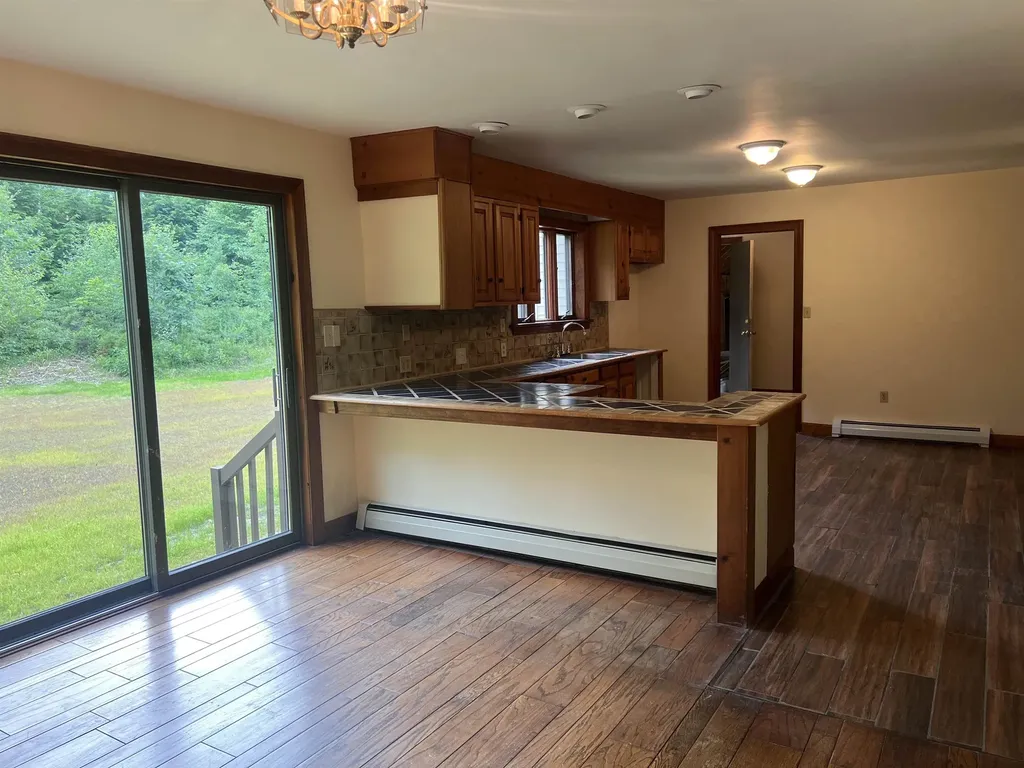 14 Carolyn Lane Swanzey NH 03446