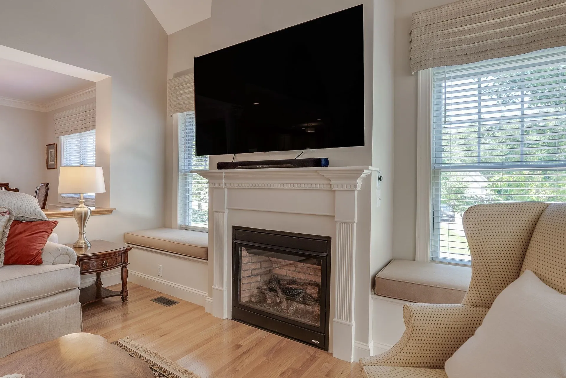 10 Metea Lane Bedford NH 03110