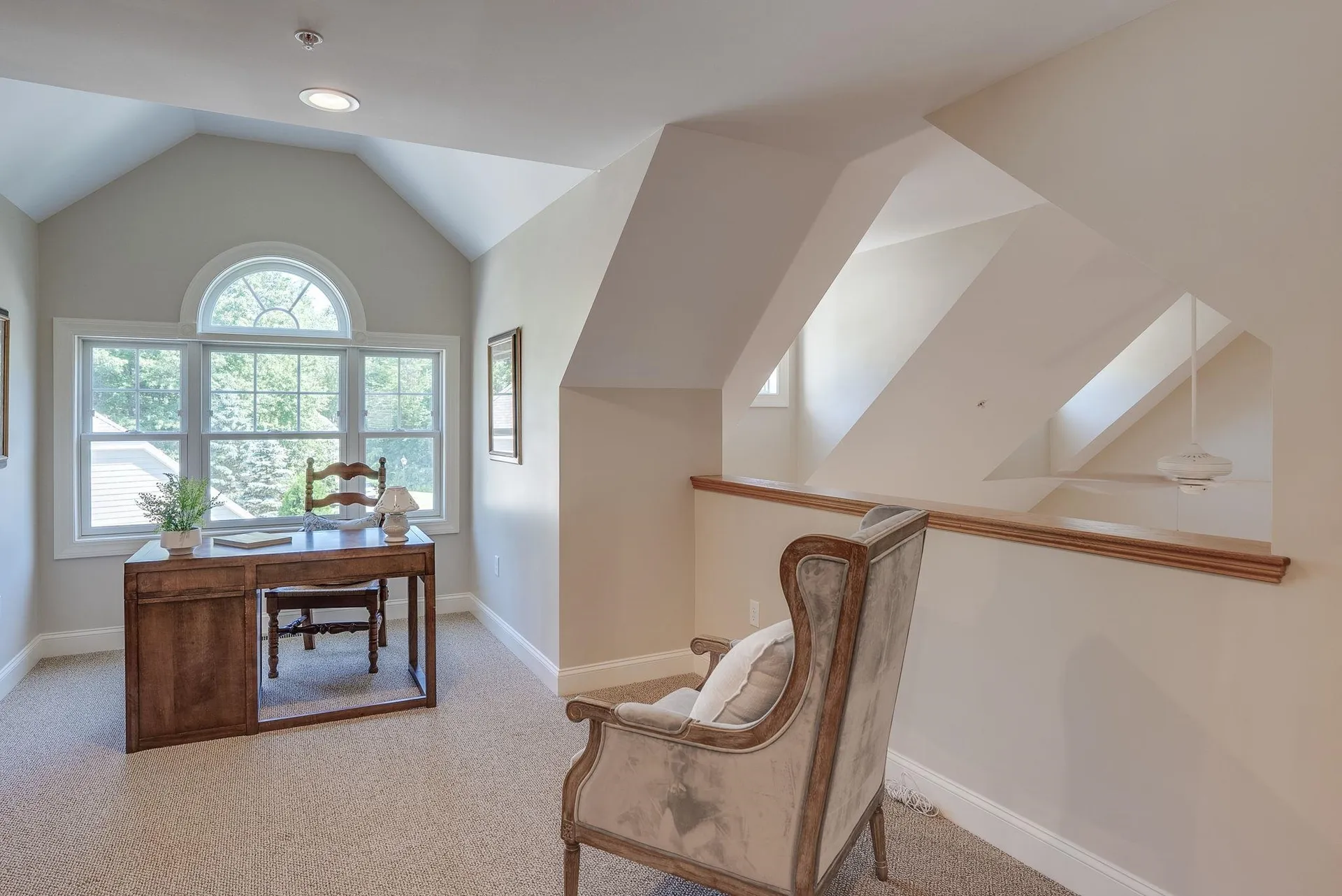 10 Metea Lane Bedford NH 03110
