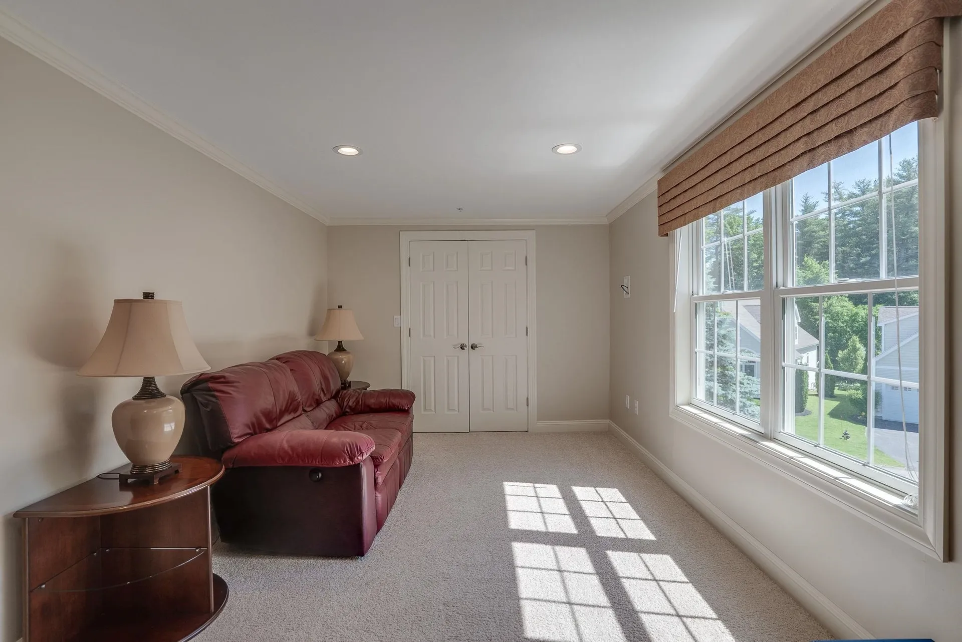 10 Metea Lane Bedford NH 03110