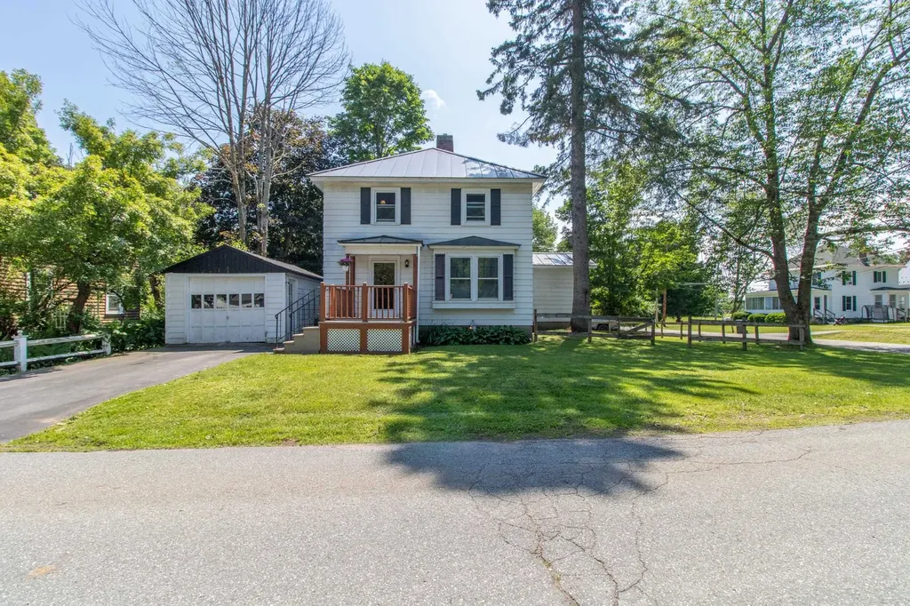 35 Laythe Street Derby, VT Real Estate MLS 5000609