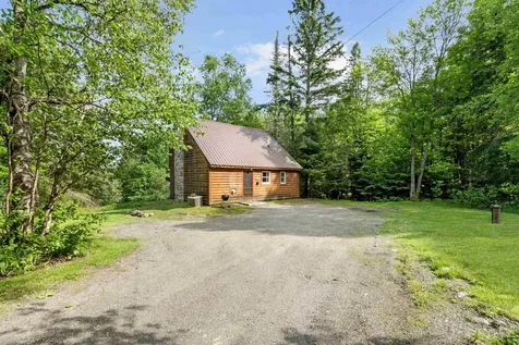 33 Eastman Road Pittsburg NH 03592