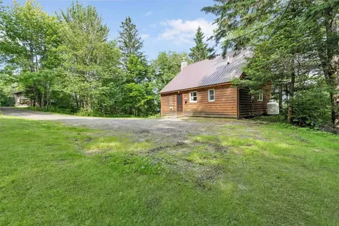 33 Eastman Road Pittsburg NH 03592