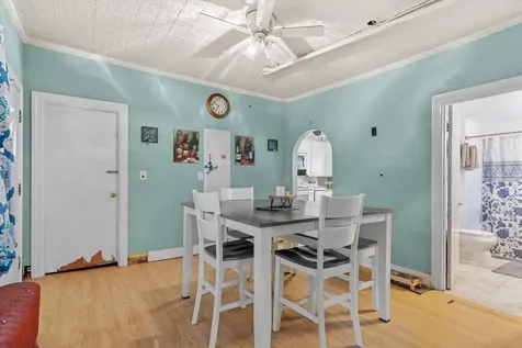 12 Crown Street Nashua NH 03060