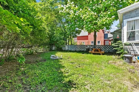 12 Crown Street Nashua NH 03060