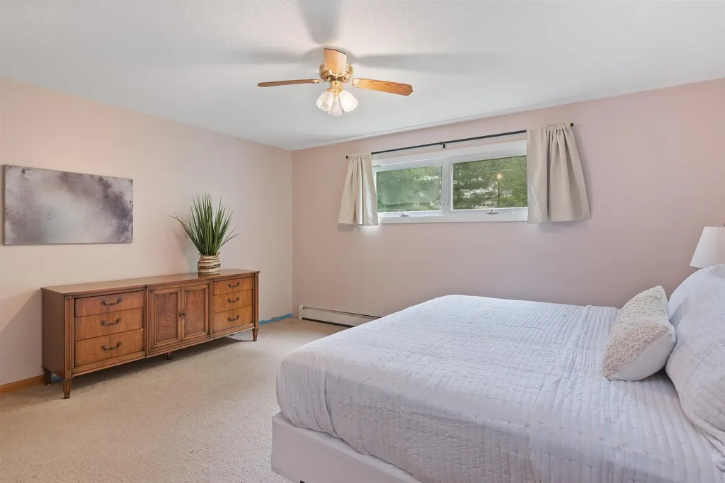 11 Alderbrook Road Essex VT 05452