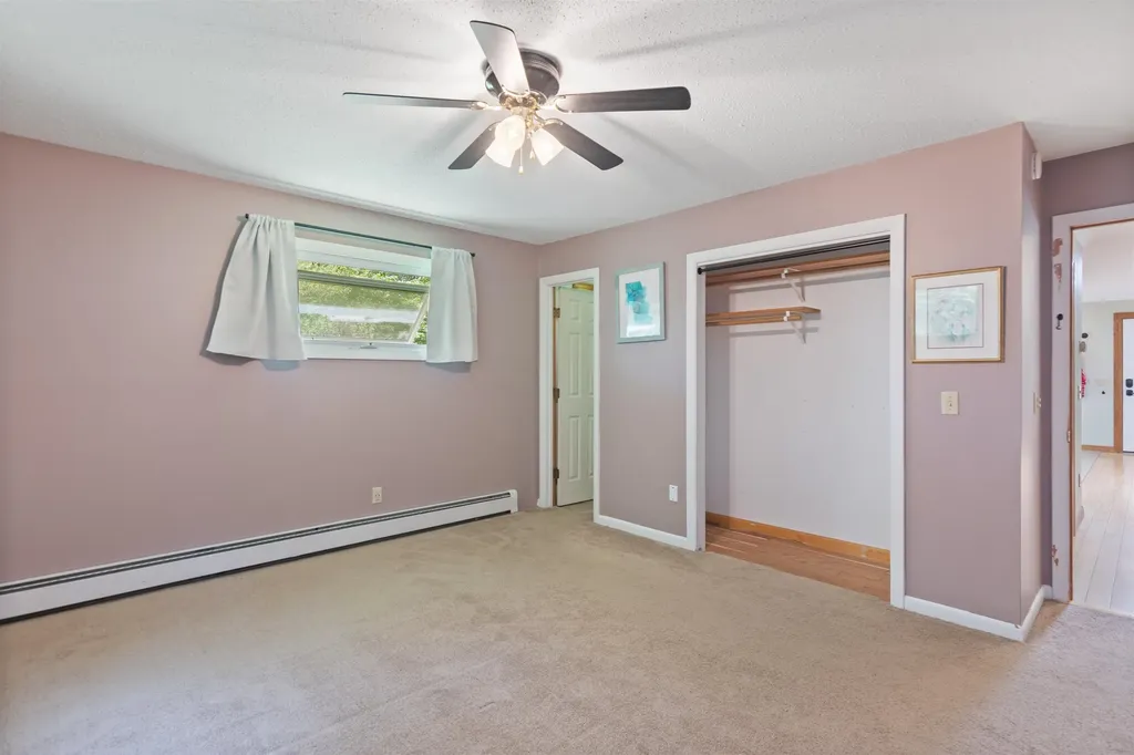 11 Alderbrook Road Essex VT 05452
