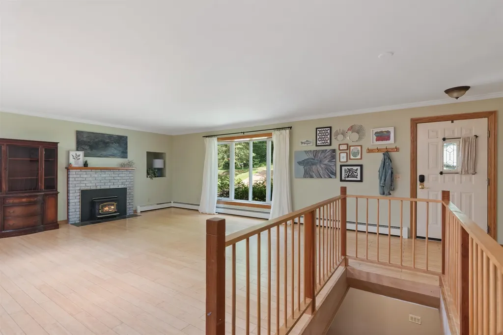 11 Alderbrook Road Essex VT 05452