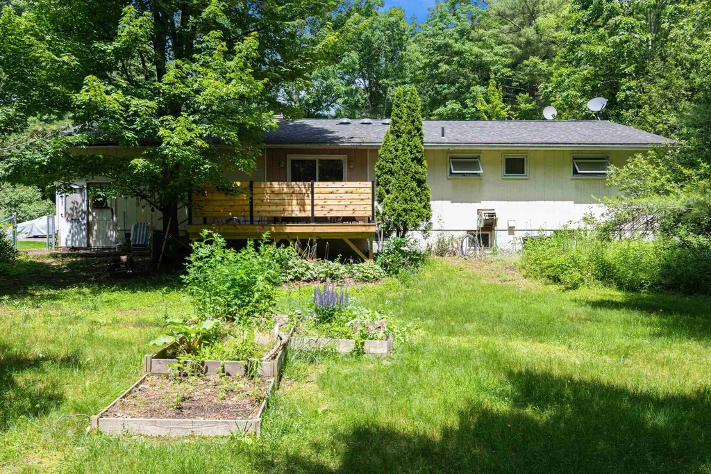 11 Alderbrook Road Essex VT 05452