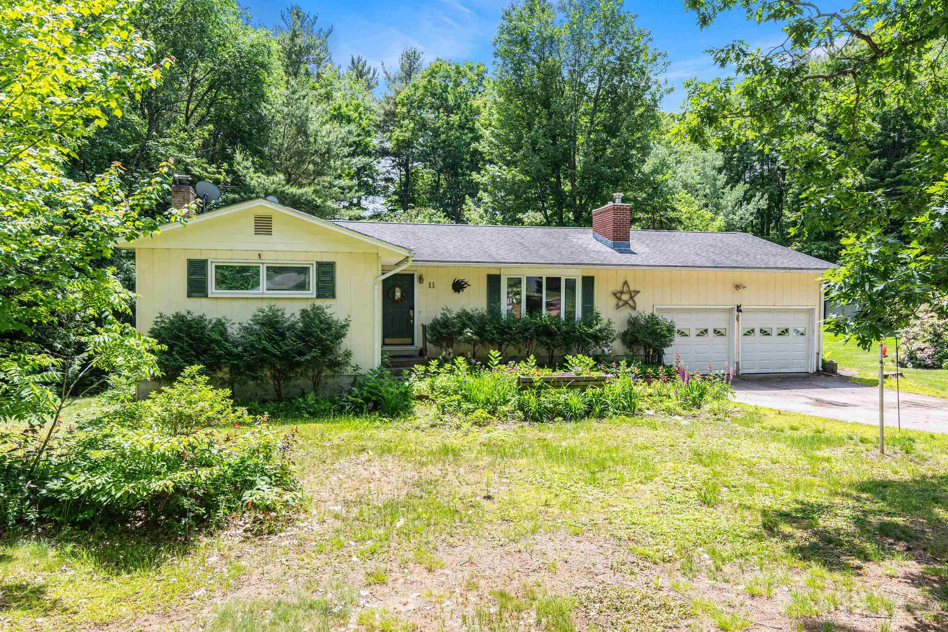 11 Alderbrook Road Essex VT 05452