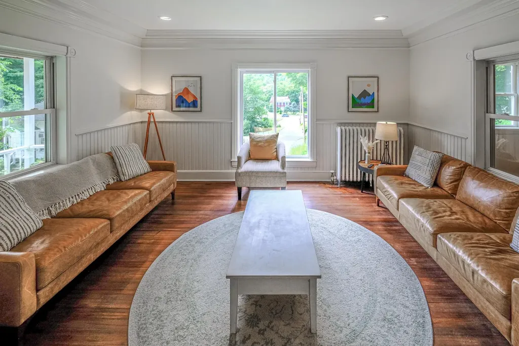 6 Gleascott Avenue Ludlow VT 05149