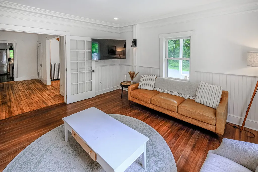 6 Gleascott Avenue Ludlow VT 05149