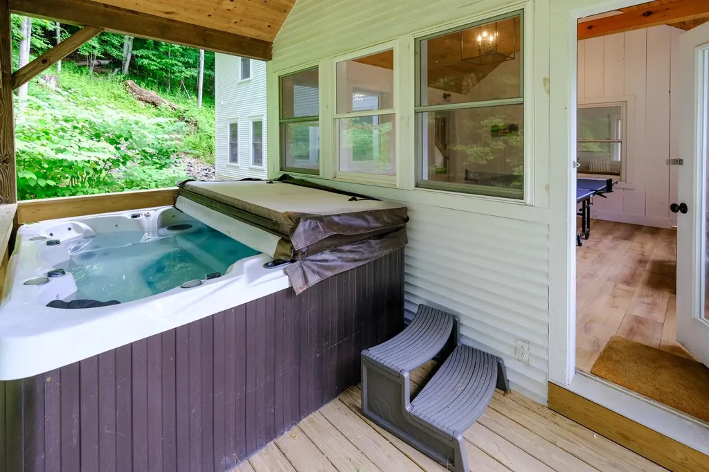 6 Gleascott Avenue Ludlow VT 05149