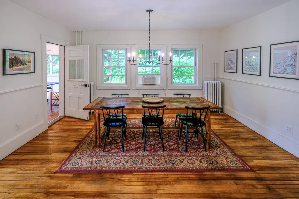 6 Gleascott Avenue Ludlow VT 05149