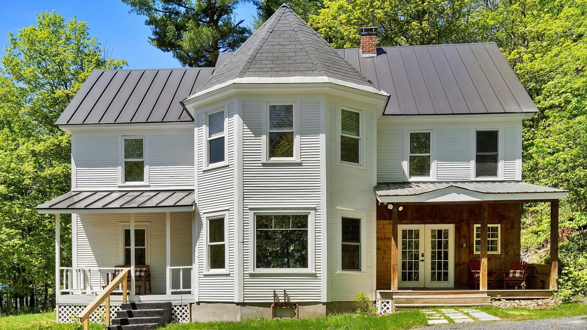 6 Gleascott Avenue Ludlow VT 05149