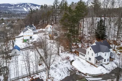 6 Gleascott Avenue Ludlow VT 05149