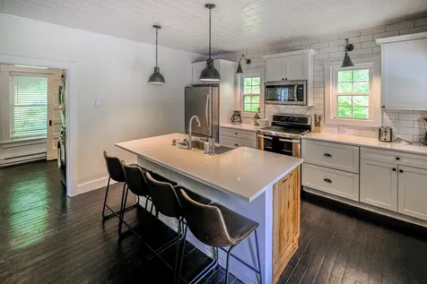 6 Gleascott Avenue Ludlow VT 05149