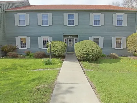 29 Twin Oaks Terrace South Burlington VT 05403
