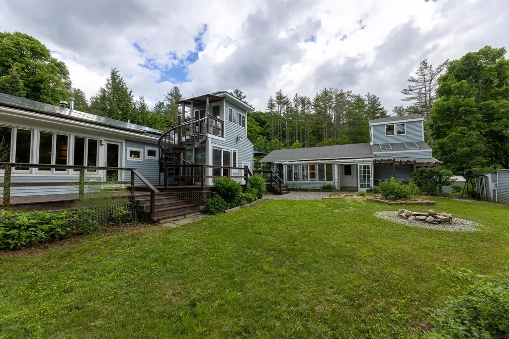 1650 Quimby Mountain Road Sharon VT 05065