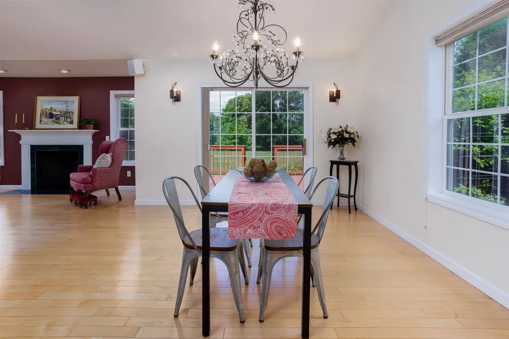 64 Hailey's Way Colchester VT 05446
