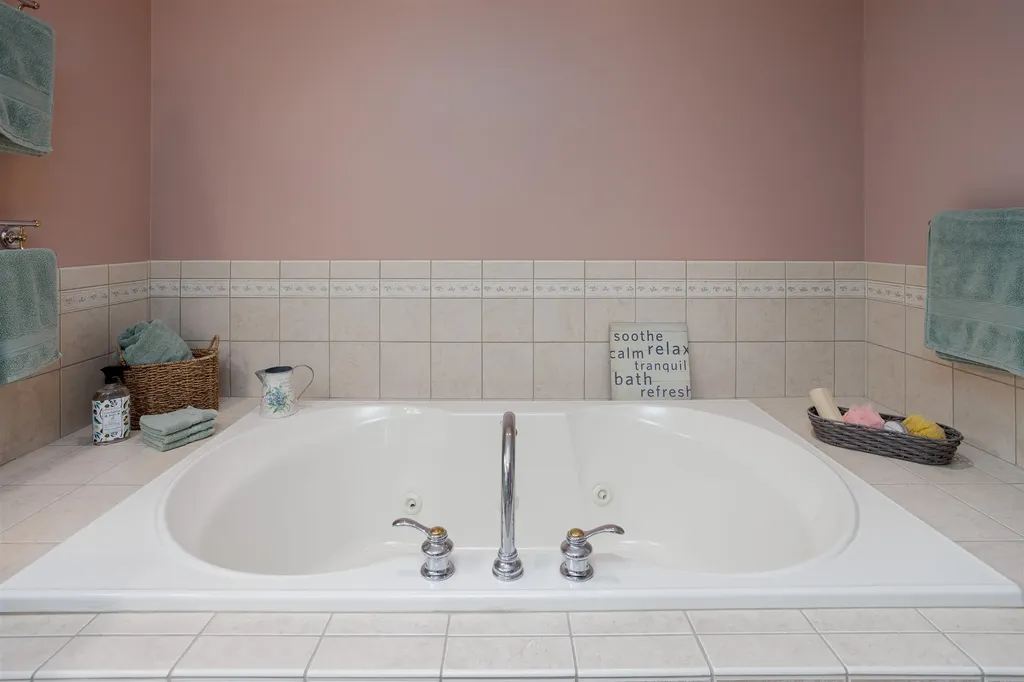 64 Hailey's Way Colchester VT 05446