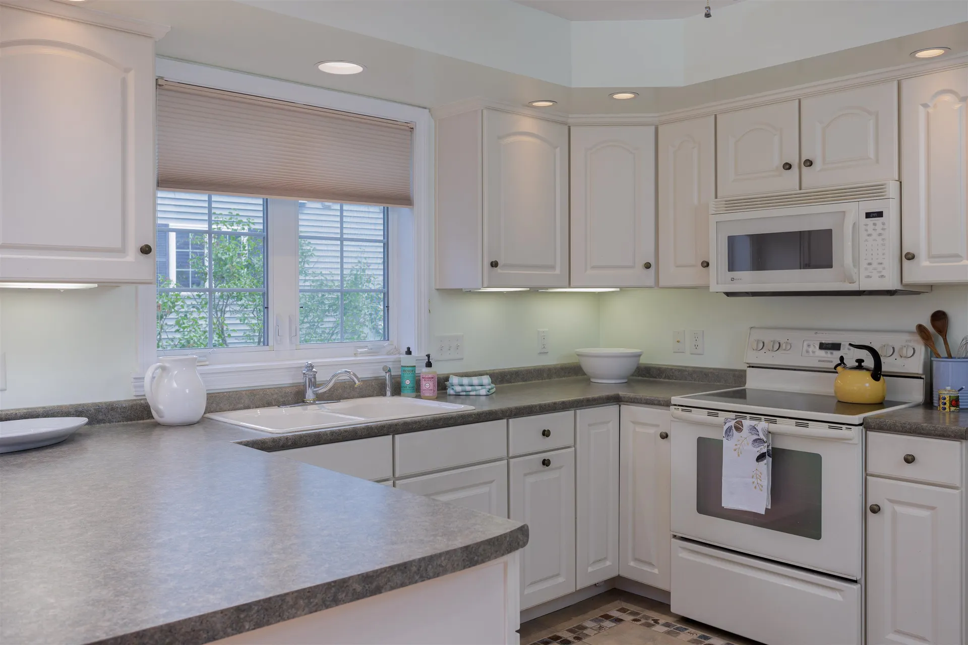 64 Hailey's Way Colchester VT 05446