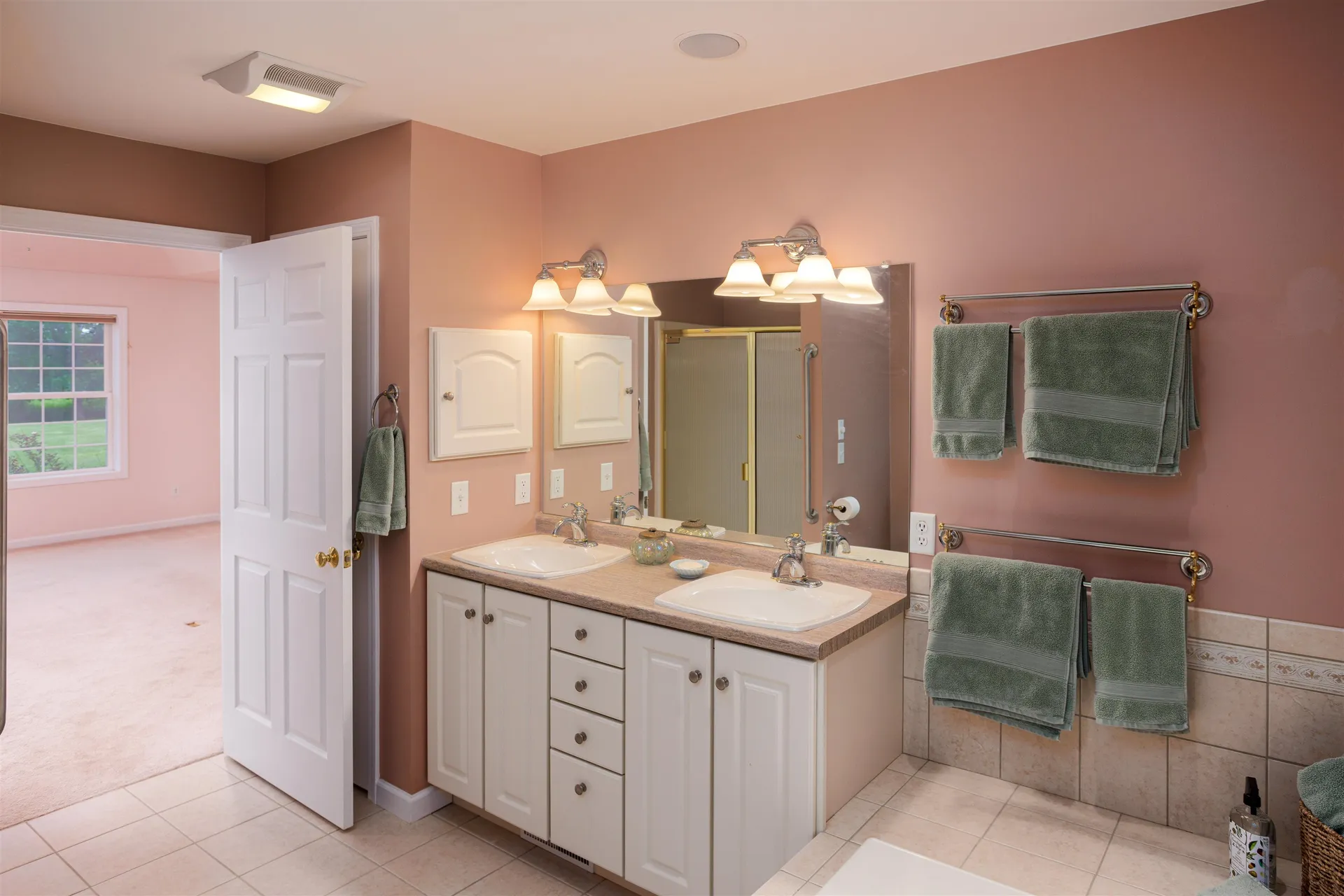 64 Hailey's Way Colchester VT 05446