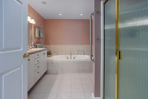 64 Hailey's Way Colchester VT 05446