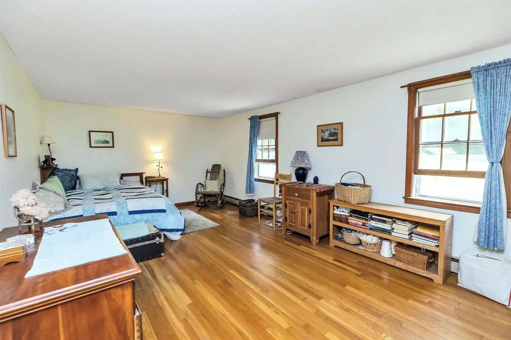 147 Hunter Farm Road Peterborough NH 03458