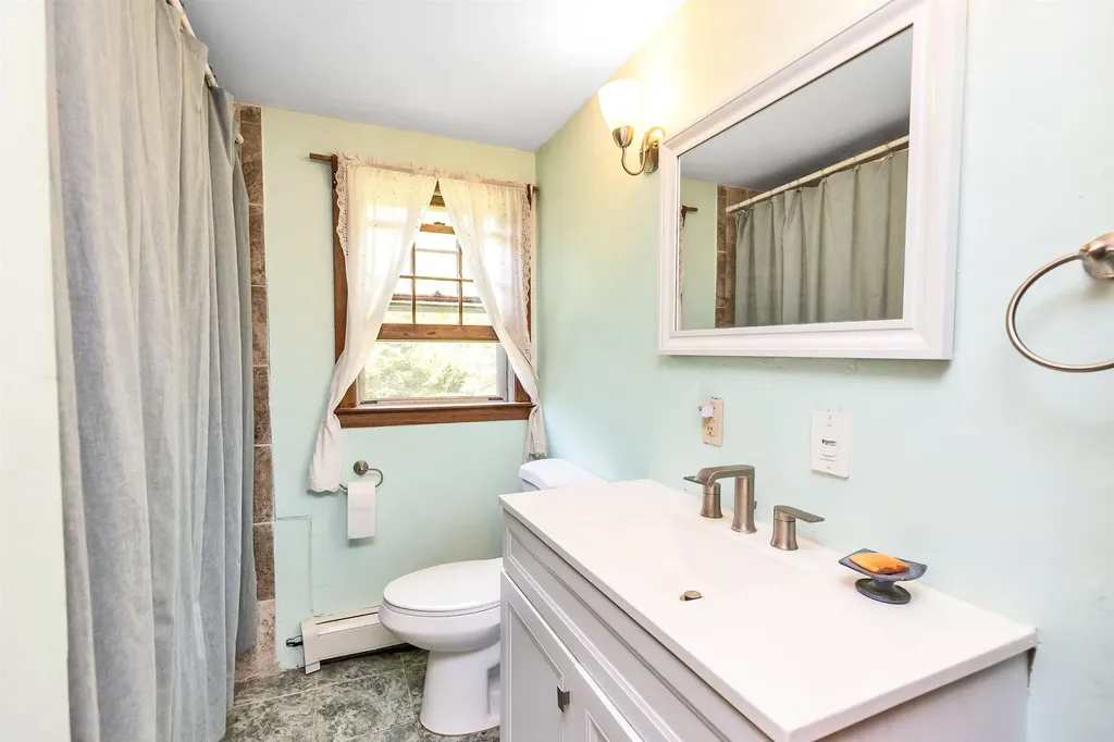 147 Hunter Farm Road Peterborough NH 03458