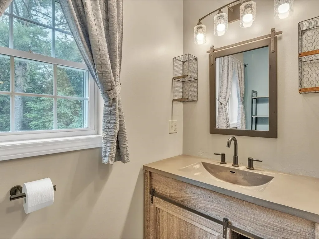 25 Glen Ridge Lane Swanton VT 05488