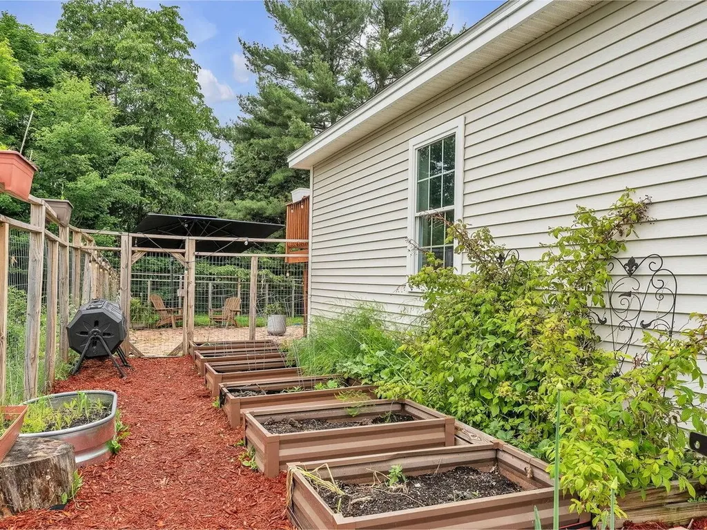 25 Glen Ridge Lane Swanton VT 05488