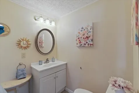 37 Pinehurst Drive Jericho VT 05465