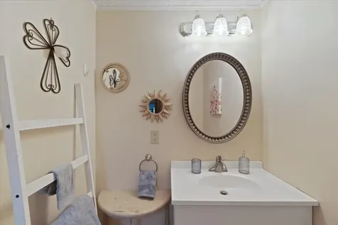 37 Pinehurst Drive Jericho VT 05465