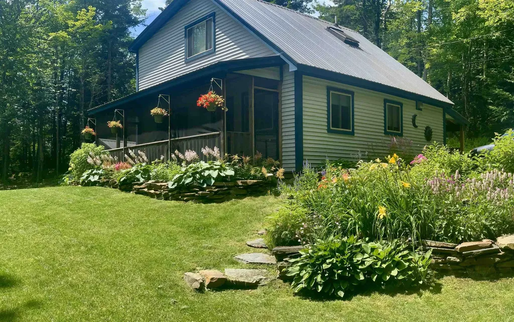 70 Tamarack Street Warren VT 05674