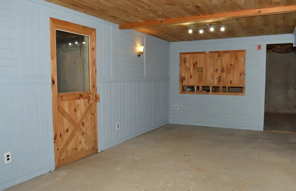 12 Autumn View Drive Hinsdale NH 03451
