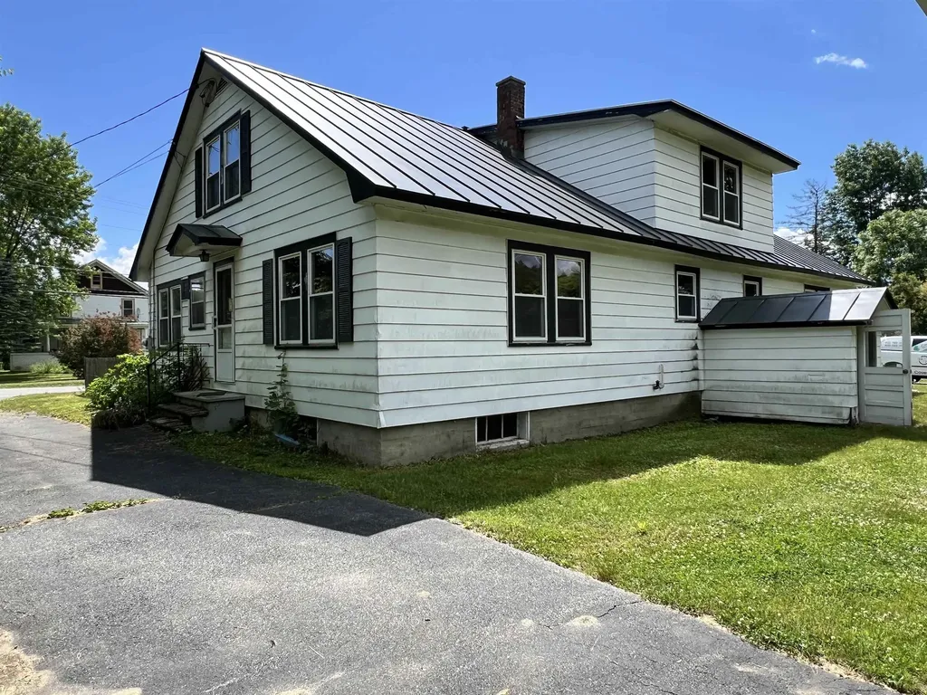 675 Us Route 5 Hartland VT 05054