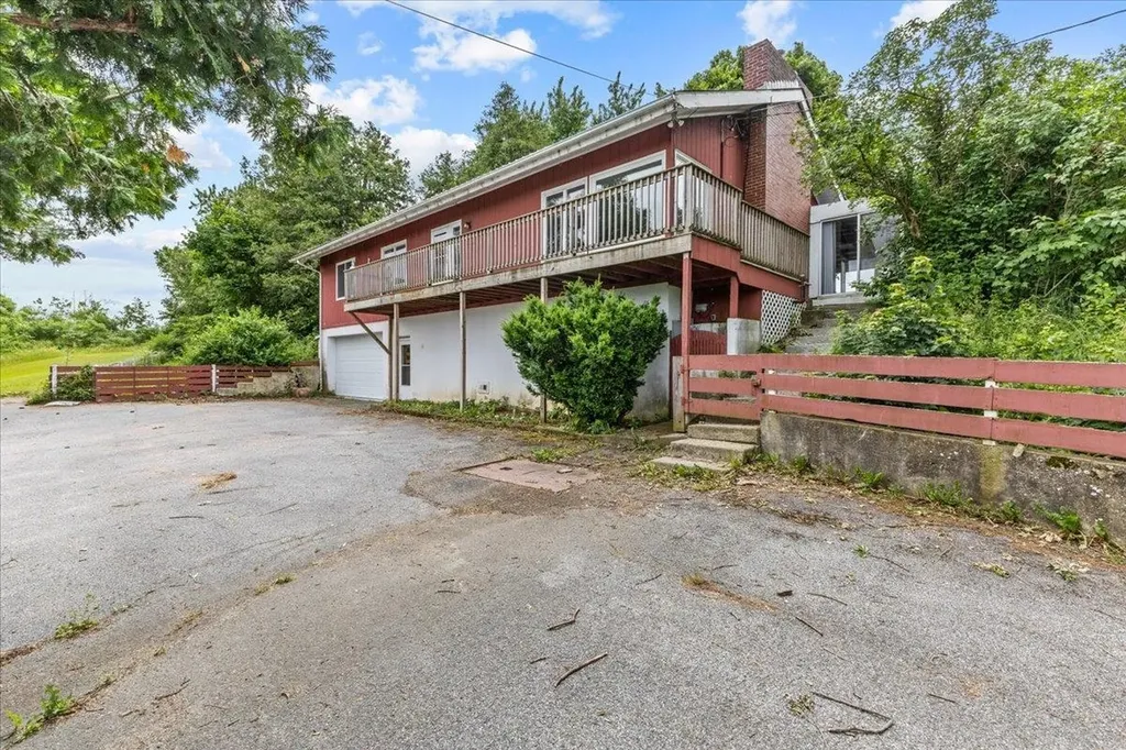 747 Watch Point Road Shoreham VT 05770