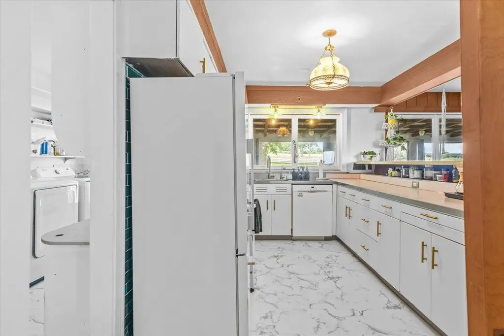 747 Watch Point Road Shoreham VT 05770