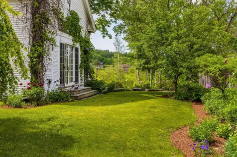 237 Maple Street Stowe VT 05672