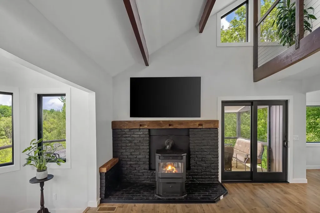 225 Thatcher Brook Road Waterbury VT 05677